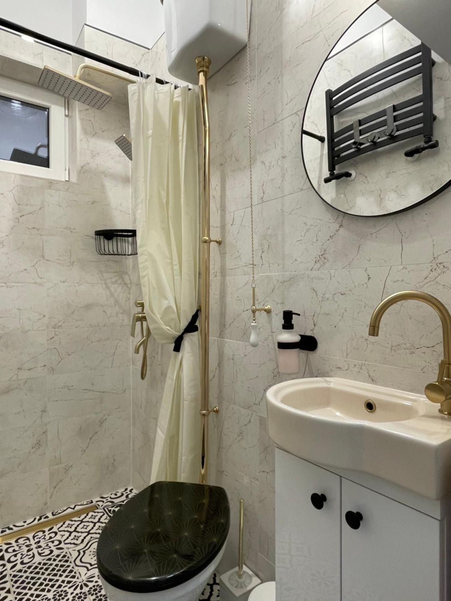 Apartamento Studio Alice Romana Square Bucarest Exterior foto